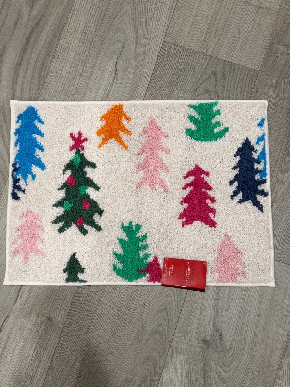 Wondershop at Target Non-Skid Christmas Bath Rug 17”x24”